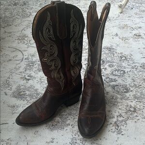 Idyllwind Brown Heeled Boots with Silver Embroidery by Miranda Lambert